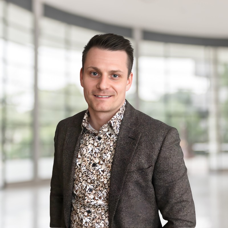 Lukáš Bašus, pojišťovací makléř